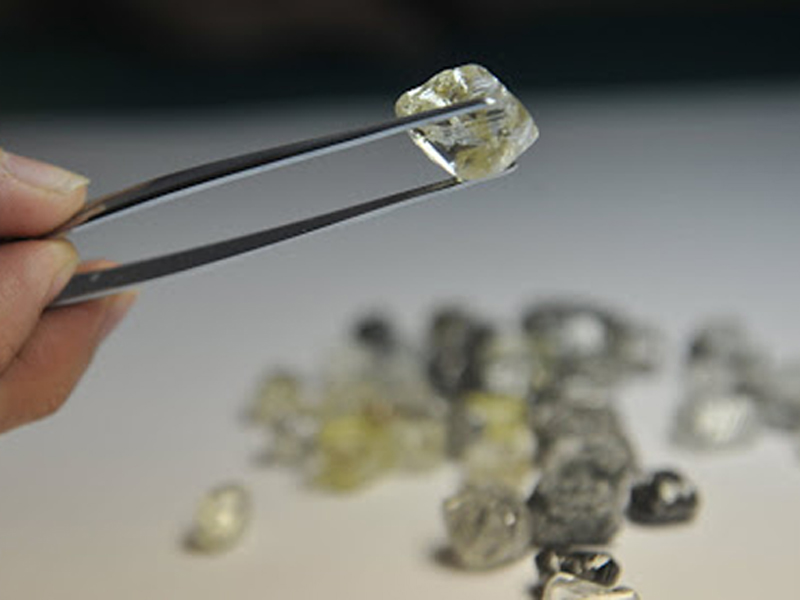 O efeito do tamanho da partícula de diamante em ferramentas de serra