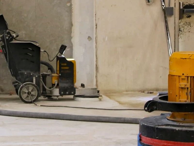 Por que a Eficiência do Desbaste de Piso de Concreto é Muito Baixa?