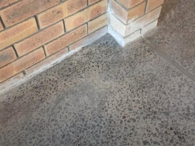 Dois passos importantes quando moagem e Pisos de polimento de concreto
